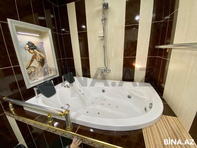 8 otaqlı həyət evi/bağ evi - Dübəndi q. - 250 m² (28)