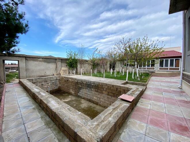 8 otaqlı həyət evi/bağ evi - Dübəndi q. - 250 m² (8)