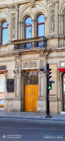 Продаётся 3-комн. вторичка 102 м², м. Сахил, photo 3 from 32