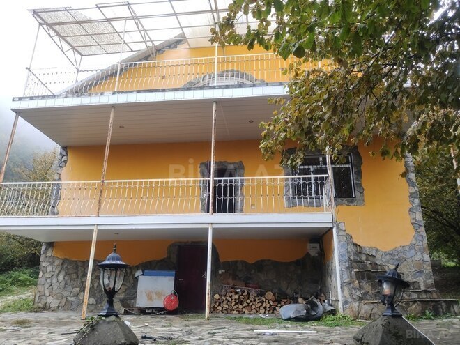 Obyekt - Şəki - 273.9 m² (1)