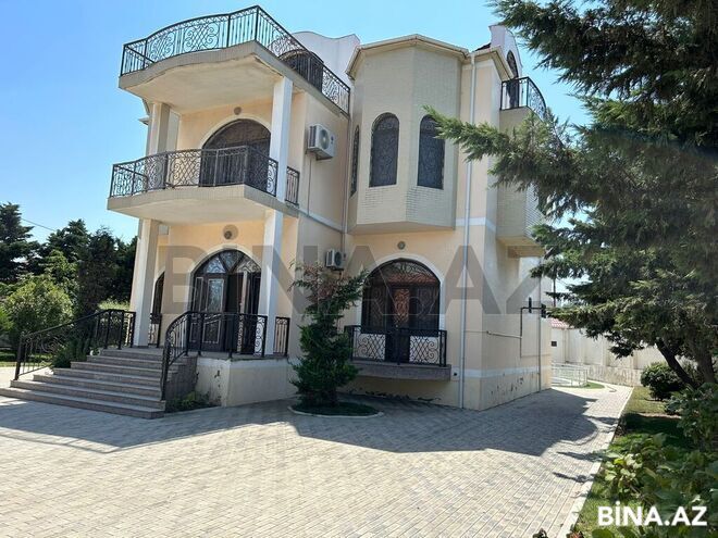 7 otaqlı həyət evi/bağ evi - Novxanı q. - 300 m² (30)