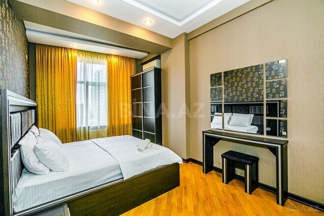 4-комн. новостройка - м. 28 мая - 180 м² (5)