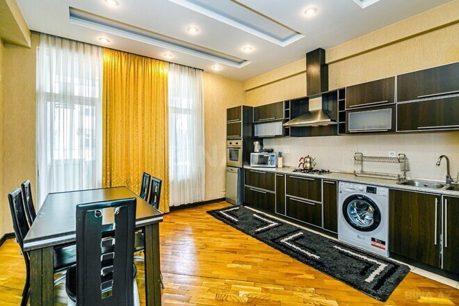 4-комн. новостройка - м. 28 мая - 180 м² (24)