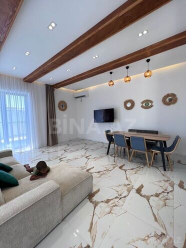 4 otaqlı həyət evi/bağ evi - Şüvəlan q. - 170 m² (2)