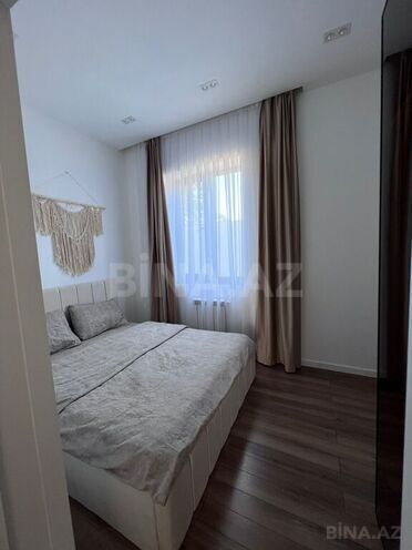 4 otaqlı həyət evi/bağ evi - Şüvəlan q. - 170 m² (11)