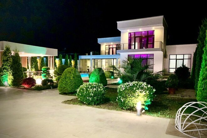 9 otaqlı həyət evi/bağ evi - Xəzər r. - 400 m² (2)