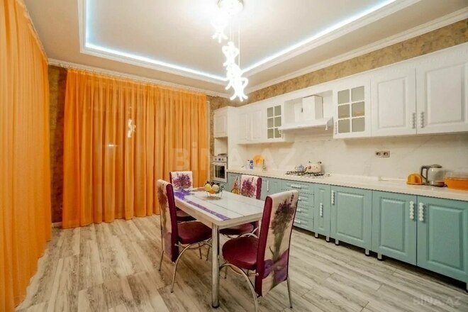 5 otaqlı həyət evi/bağ evi - Qusar - 280 m² (7)