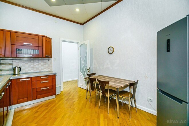 İcarəyə verilir 3 otaqlı yeni tikili 245 m², Sahil m., photo 16 from 29