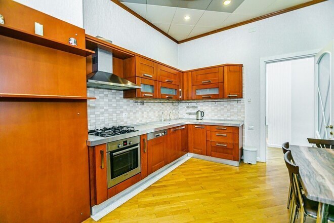 İcarəyə verilir 3 otaqlı yeni tikili 245 m², Sahil m., photo 15 from 29