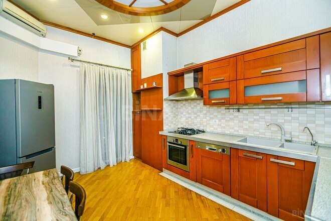 İcarəyə verilir 3 otaqlı yeni tikili 245 m², Sahil m., photo 17 from 29