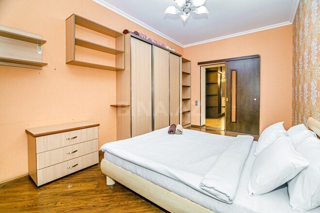 Сдаётся 3-комн. вторичка 105 м², м. Сахил, photo 24 from 32