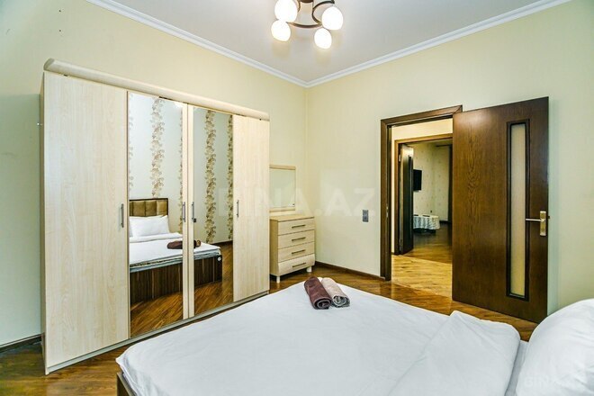 Сдаётся 3-комн. вторичка 105 м², м. Сахил, photo 31 from 32