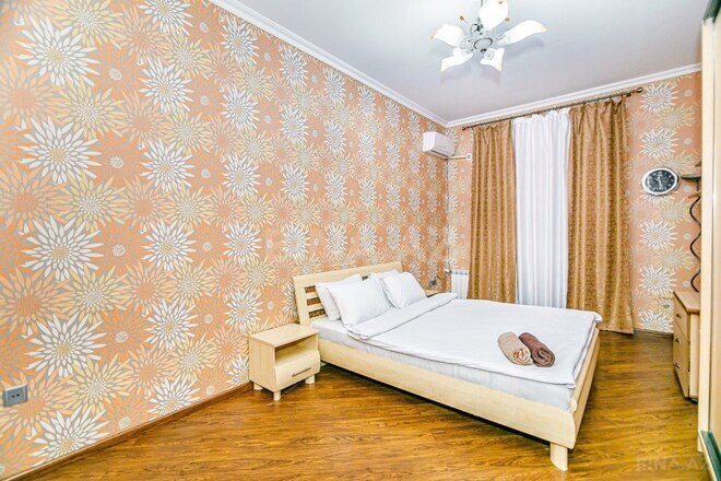 Сдаётся 3-комн. вторичка 105 м², м. Сахил, photo 22 from 32