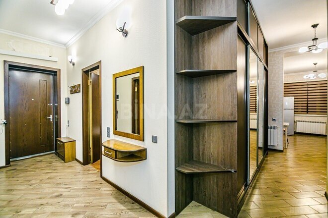 Сдаётся 3-комн. вторичка 105 м², м. Сахил, photo 10 from 32