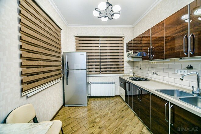 Сдаётся 3-комн. вторичка 105 м², м. Сахил, photo 18 from 32