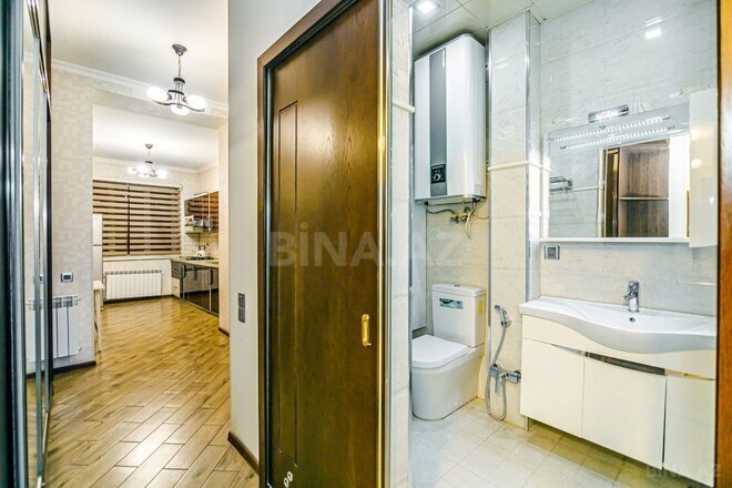 Сдаётся 3-комн. вторичка 105 м², м. Сахил, photo 11 from 32
