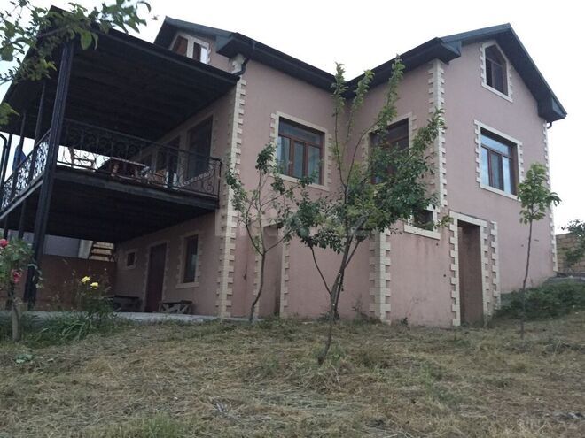 6 otaqlı həyət evi/bağ evi - Şamaxı - 275 m² (1)