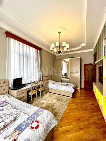 Продаётся 9-комн. дом/дача 800 м², м. Кара Караев, photo 13 from 32