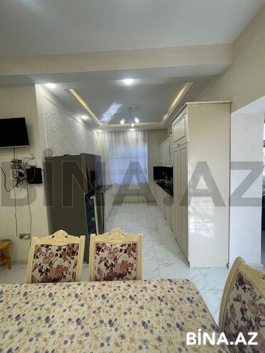 6 otaqlı həyət evi/bağ evi - Şüvəlan q. - 500 m² (12)
