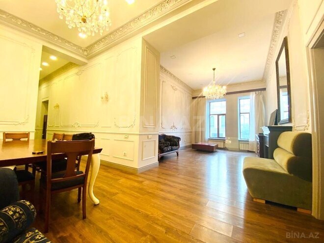 4 otaqlı köhnə tikili - Sahil m. - 183 m² (4)