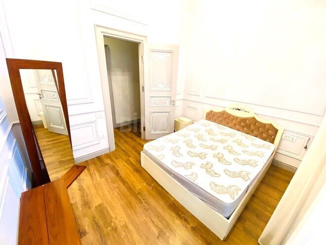 4 otaqlı köhnə tikili - Sahil m. - 183 m² (16)
