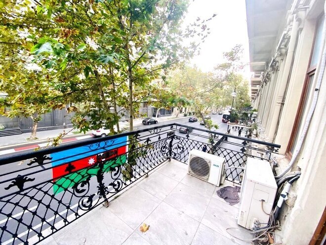 4 otaqlı köhnə tikili - Sahil m. - 183 m² (2)