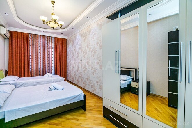 2-комн. новостройка - м. 28 мая - 100 м² (16)