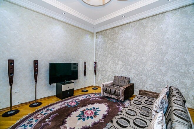 2-комн. новостройка - м. 28 мая - 100 м² (5)