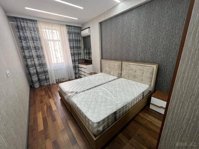 3-комн. новостройка - м. 8 ноября - 107 м² (9)