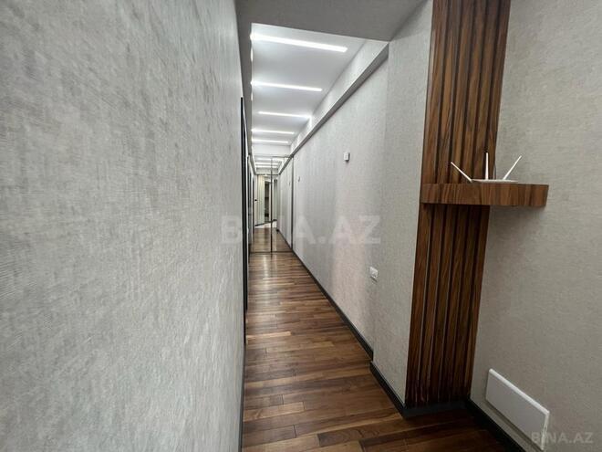 3-комн. новостройка - м. 8 ноября - 107 м² (13)