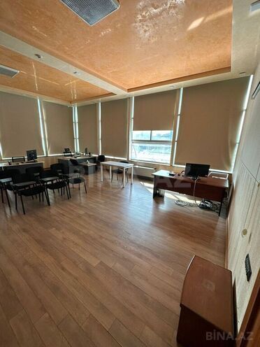 Продаётся 4-комн. новостройка 240 м², м. Низами, photo 11 from 17