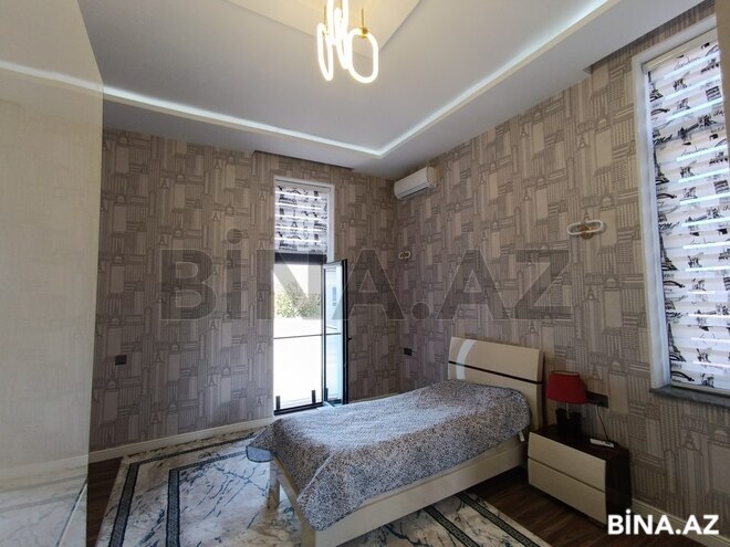 8 otaqlı həyət evi/bağ evi - Şüvəlan q. - 450 m² (20)