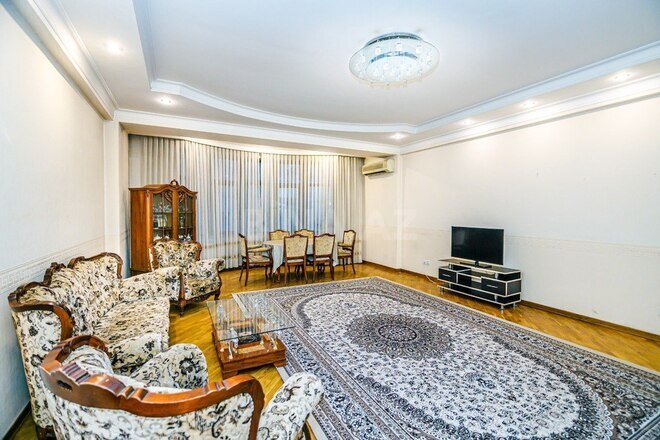 3 otaqlı yeni tikili - 28 May m. - 140 m² (1)