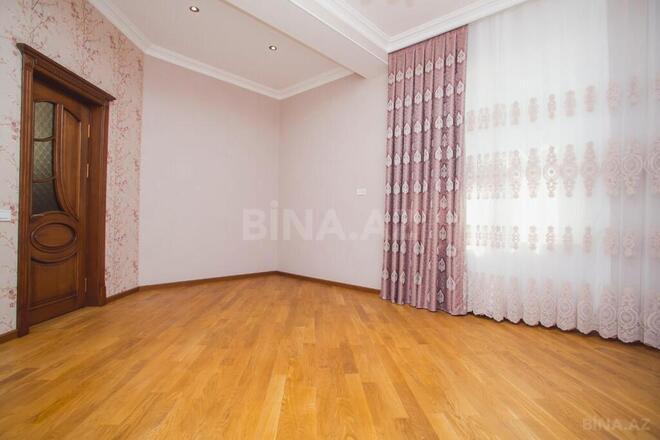 6 otaqlı həyət evi/bağ evi - Novxanı q. - 350 m² (14)
