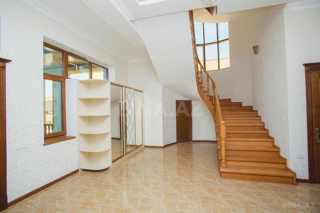 6 otaqlı həyət evi/bağ evi - Novxanı q. - 350 m² (21)