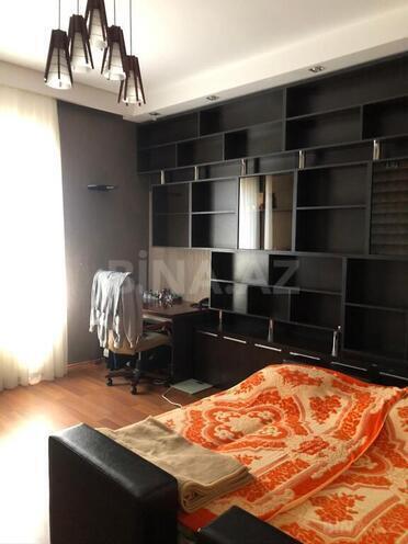 5 otaqlı həyət evi/bağ evi - Mərdəkan q. - 300 m² (12)