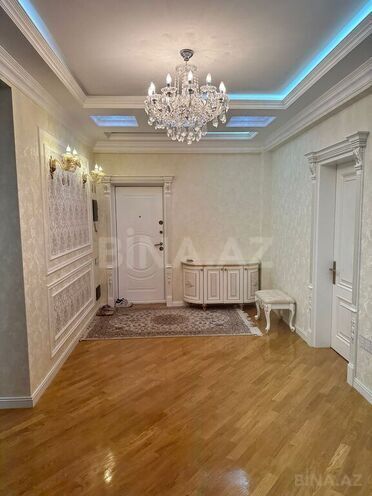 4 otaqlı yeni tikili - Azadlıq Prospekti m. - 190 m² (14)