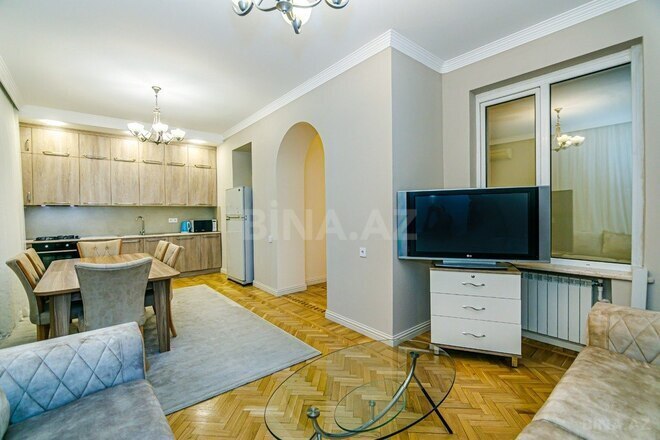 İcarəyə verilir 3 otaqlı köhnə tikili 115 m², Sahil m., photo 24 from 32