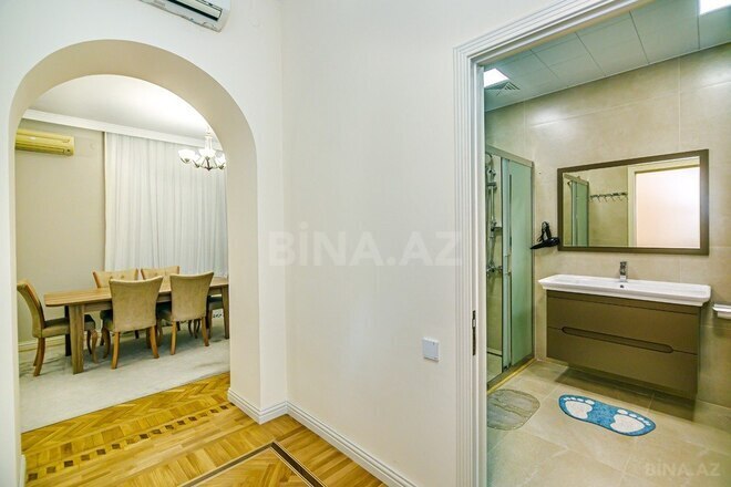 İcarəyə verilir 3 otaqlı köhnə tikili 115 m², Sahil m., photo 28 from 32