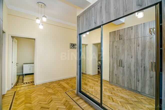 İcarəyə verilir 3 otaqlı köhnə tikili 115 m², Sahil m., photo 20 from 32