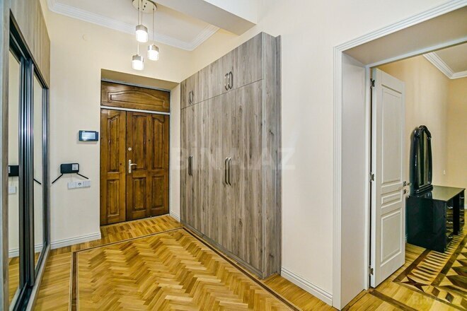 İcarəyə verilir 3 otaqlı köhnə tikili 115 m², Sahil m., photo 21 from 32
