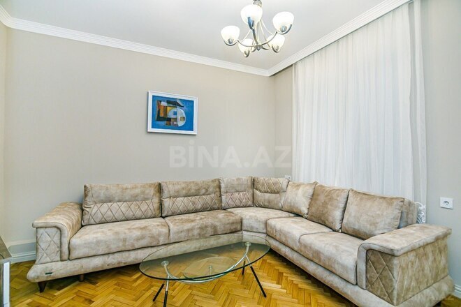 İcarəyə verilir 3 otaqlı köhnə tikili 115 m², Sahil m., photo 4 from 32
