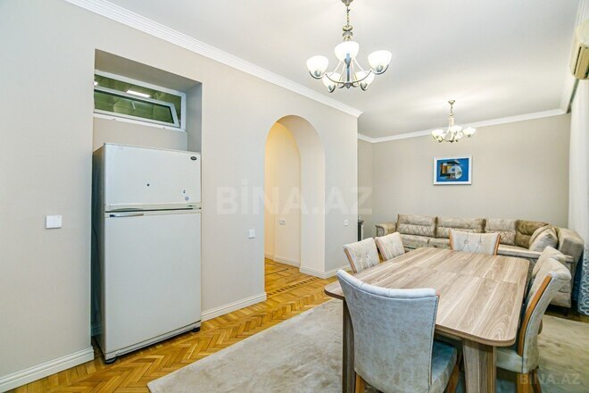 İcarəyə verilir 3 otaqlı köhnə tikili 115 m², Sahil m., photo 5 from 32