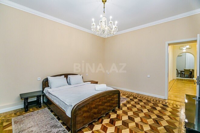 İcarəyə verilir 3 otaqlı köhnə tikili 115 m², Sahil m., photo 13 from 32