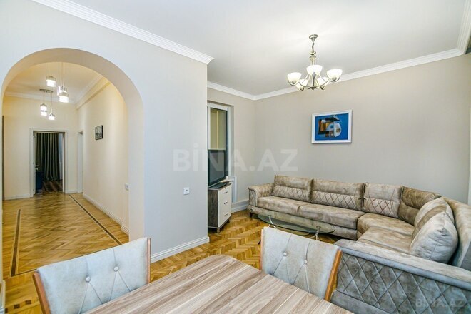 İcarəyə verilir 3 otaqlı köhnə tikili 115 m², Sahil m., photo 6 from 32