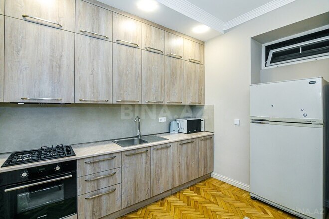 İcarəyə verilir 3 otaqlı köhnə tikili 115 m², Sahil m., photo 26 from 32