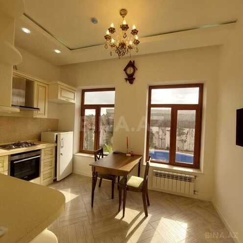4 otaqlı həyət evi/bağ evi - Mərdəkan q. - 220 m² (9)
