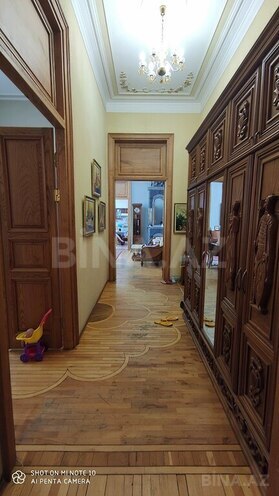 Продаётся 5-комн. вторичка 250 м², м. Ичеришехер, photo 20 from 32