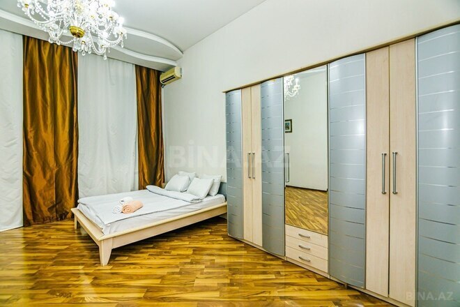 Сдаётся 3-комн. вторичка 117 м², м. Сахил, photo 19 from 31