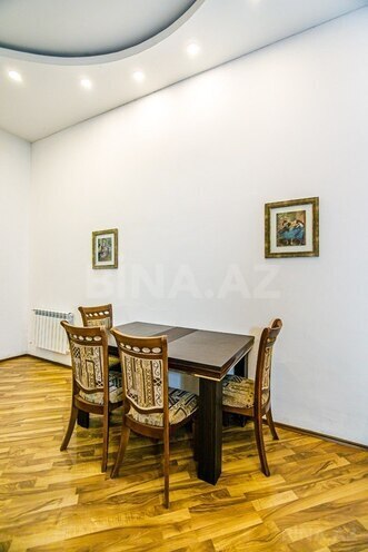 Сдаётся 3-комн. вторичка 117 м², м. Сахил, photo 10 from 31